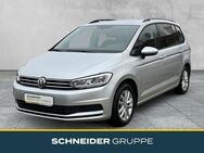 VW Touran, 1.6 TDI Comfortline APP, Jahr 2019 - Chemnitz