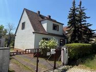 Teilweise sanierungsbedüftiges Einfamilienhaus in der Branitzer Siedlung in Cottbus - Cottbus