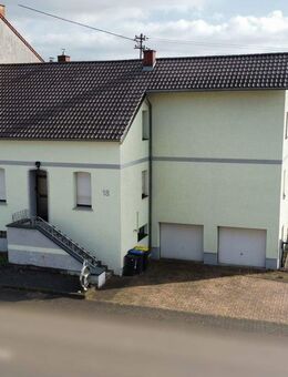 Zweifamilienhaus in Heusweiler - Rendite bis 7,6 % möglich! - 1 Wohnung frei - Heusweiler