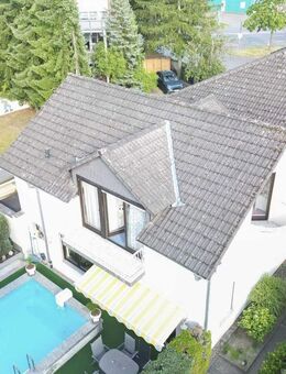 Zwei verbundene Einfamilienhäuser mit Garten, Garage & zusätzl. Bauplatz - Dietzenbach