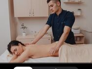 M22 gibt Massage mit happy Ending an Frauen - Berlin