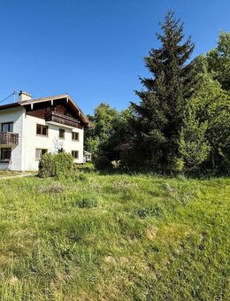 Naturnahes Wohnen mit Alpenblick - Bauernsacherl mit großem Grundstück in Siegsdorf - Siegsdorf