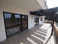 ELEGANTE EIGENTUMSWOHNUNG MIT GROSSEM BALKON UND GARAGE - Sankt Ingbert