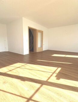 Sofort bezugsfrei! Tolle 4 Zimmer-Maisonettewohnung in gepflegtem Zustand - Ebersberg