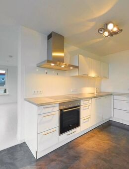 Komfortabel & modernisiert - 3-Zimmer-Wohnung mit Balkon in Kitzingen - Kitzingen