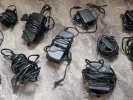 Ladegeräte/ Kabel, Netzkabel, Stecker, AC Adapter Konvolut - Oberndorf (Neckar)