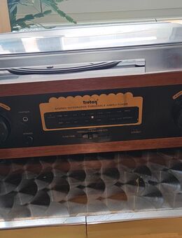 Verkaufe einen Treton Radio mit Plattenspieler Art.No:30361 - Roding Zentrum