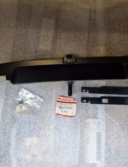 MB377615 Scheinwerfer-Blende links schwarz Mitsubishi - Hannover Vahrenwald-List