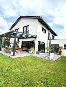 neuwertiges EFH - A+ Effizienzhaus - mit gehobener Ausstattung - Großkarolinenfeld