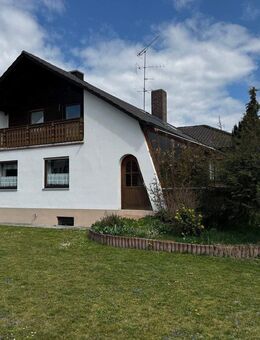 Ein Haus zum Gestalten und Verlieben - Zweifamilienhaus mit Gartenparadies in Neuburg-Heinrichsheim - Neuburg (Donau)