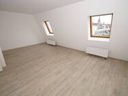 2-Zimmer-Wohnung mit Balkon - 5 Minuten vom Goitzschesee in bester Lage - Bitterfeld-Wolfen