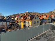 Neubau!!! Traumwohnung mit Ausblick, Balkon, Aufzug und kleinem Gartenanteil - Radebeul