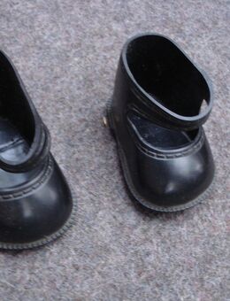 Puppenschuhe schwarz - Friedrichsdorf