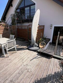 4,5-Zi.Whg. mit 30qm idyllischem Dachgarten im Rgbger Süden - Regensburg