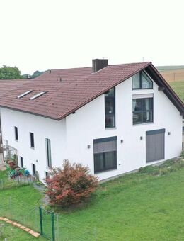 Einfamilienhaus mit ELW - modernisiert, ruhig gelegen, ideal für Familie & Homeoffice - Mengkofen