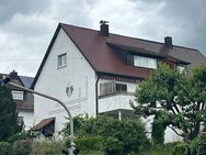 Großzügiges 1-2-Fhs. mit 2 Garagen und schönem Garten in guter Lage von Stuttgart-Luginsland - Stuttgart