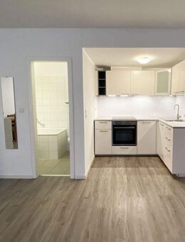 Wohnung in exklusiver Rheinnähe direkt vom Eigentümer aus Familienbesitz - Köln