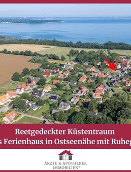 Reetgedeckter Küstentraum - stilvolles Ferienhaus in Ostseenähe mit Ruhegarantie! - Dassow