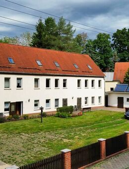 Großes freistehendes und vielseitig nutzbares Mehrfamilienhaus mit 5 Wohneinheiten nahe bei Leipzig. - Hohenmölsen