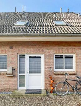 Vermietetes Reihenhaus in Hafenstadt Husum - schnell sein lohnt sich! - Husum (Schleswig-Holstein)