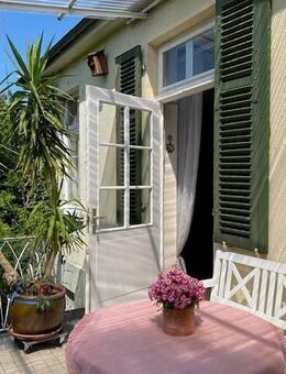 Charmantes Wohnhaus mit Potenzial und großen Grundstück in Detmold-Stadt - Detmold