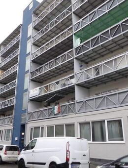 Lichtdurchflutete 4-Zimmer-Wohnung mit 2 Balkonen im beliebten Nordend! - Offenbach (Main)