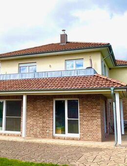 Große Eigentumswohnung im 2 Familienhaus mit 2 Dachterrassen - Badendorf