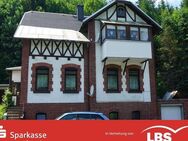 Zweifamilienhaus sucht neuen Eigentümer! - Adorf (Vogtland)