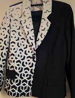 Elegante Kleidungsstücke, kaum getragen - Bonn Alt-Godesberg