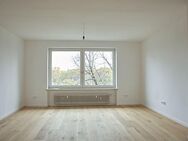 Moderne und sanierte 4-Zimmer Wohnung mit neuer Küche zum sofortigen Bezug - München