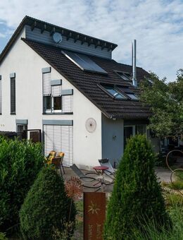 Freistehendes Einfamilienhaus mit Gartenidylle – Ruhig wohnen in Ochsenfurt-Darstadt - Ochsenfurt
