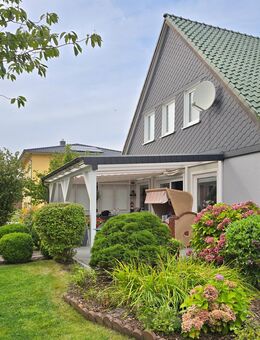 Vielseitiges Zuhause: Einfamilienhaus mit integrierter Gewerbemöglichkeit - Sankt Peter-Ording