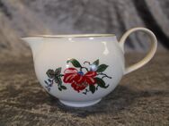 Weiße Porzellan Sauciere von HENNEBERG ILMENAU / mit Blumenmotiv und Goldrand Vintage - Zeuthen