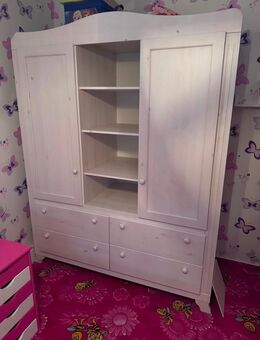Kleiderschrank - Drebkau