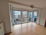 Nürnberg St.Peter: Immobilienpaket mit zwei 2-Zimmerwohnungen (1x vermietet; 1x nicht vermietet) + zwei TG-Stellplätze zu verkaufen; Nähe Wöhrder See - Nürnberg