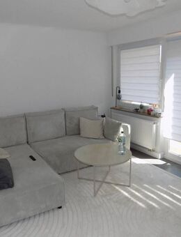 3-Zimmer-Wohnung im Hochparterre mit schönem Balkon - Ebersbach (Fils)
