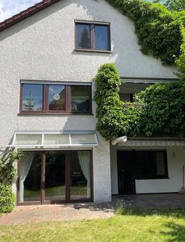 MFH mit 3 Wohnungen in Kumpfmühl - schöner Garten - Regensburg