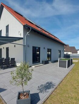 Smartes Traumhaus mit Einliegerwohnung und modernster Ausstattung - Komfort trifft Zukunft - Hilpoltstein