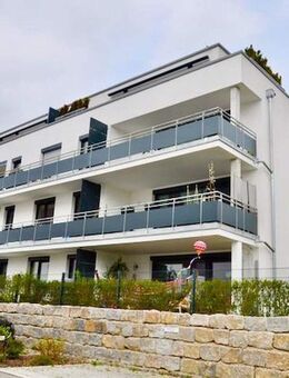 Moderne 3-Zimmer-Wohnung mit Balkon, Tiefgarage und Einbauküche in Renningen-Malmsheim - Renningen