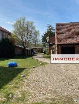 IMMOBERLIN.DE - 11 fach! Klassisches Wohn- & Geschäftshaus in exzellenter Lage - Havelberg