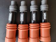 4 Stück gerade Spezial-Zündkerzenstecker von NGK, gebraucht, aber sehr guter Zustand, ca. 9,5 cm Länge, müssten zu Yamaha FZR 1000 oder YZF 750 R gehören, Versand gegen Aufpreis möglich, 30,- € - Unterleinleiter