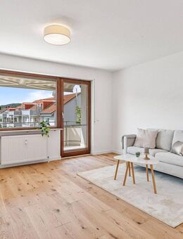 sofort verfügbar: neu renovierte 3 Zimmer mit Südbalkon - Leonberg (Baden-Württemberg)