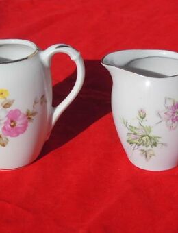Creidlitz Porzellan 2 Vintage Milchgießer Blumen Goldrand zus. 5,- - Flensburg