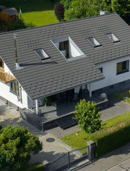 Leben, wo andere Urlaub machen - Zweifamilienhaus an begehrter Wohnlage in Hohentengen a.H. - Hohentengen (Rhein)