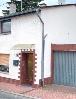 Zweifamilienhaus mit flexibler Nutzungsmöglichkeit in verkehrsgünstiger Lage - Plaidt