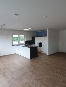Purer Wohnkomfort: Topgepflegte Penthouse 4-Zimmer-Wohung - Heilsbronn