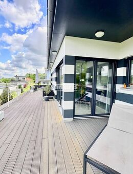 antaris Immobilien GmbH ** Exklusive Penthousewohnung mit unvergleichlichem Blick über Jena ** - Jena