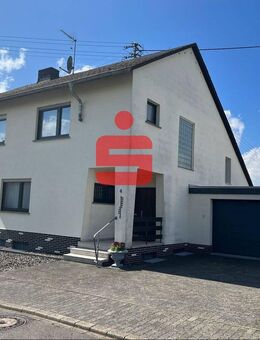 Freistehendes Einfamilienhaus mit Garage - Preist