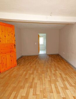 Charmantes Einfamilienhaus in ruhiger Lage mit Garten, Scheune und Ausbaupotenzial - Greifenstein