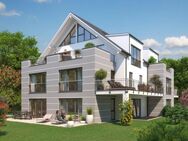 Ein himmlisches Zuhause: Helle 4-Zi Dachgeschosswohnung mit Glasgiebel und 3 Bädern - München